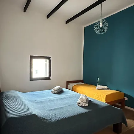 Casa Rara Con Terrazzo