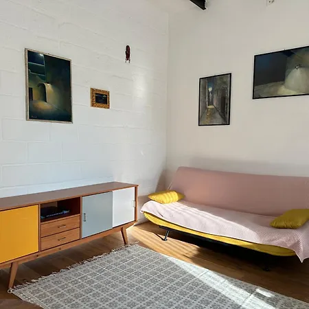 Casa Rara Con Terrazzo